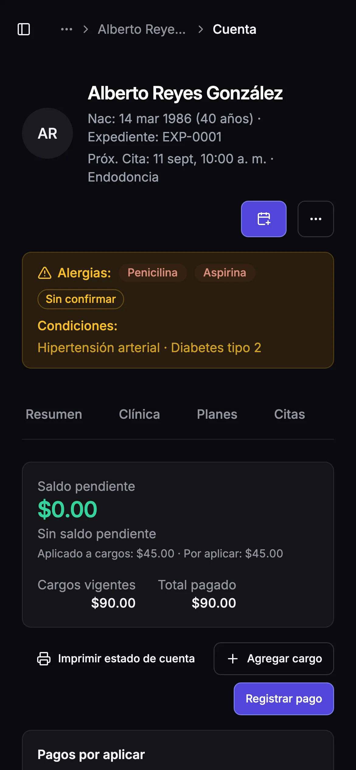La cuenta de un paciente en Revodent en un teléfono